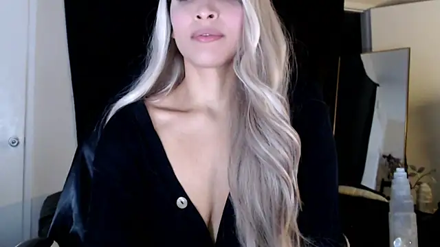 liadivina online show from 03/05/25, 07:05