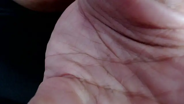 Snapshot of liadivina chatting on 03/21/25, 11:44 liadivina online show from 03/21/25, 11:44