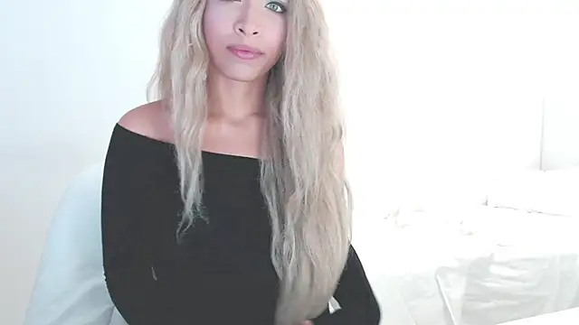 Snapshot of liadivina chatting on 12/04/25, 04:11 liadivina online show from 12/04/25, 04:11