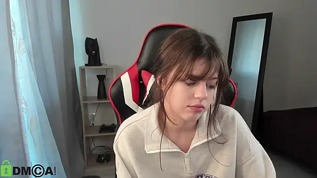 Este Glen online show from 03/21/25, 01:34