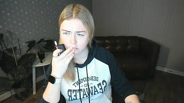 BettyBloom69 online show from 11/26/25, 04:57