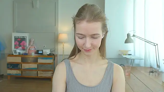 Snapshot of solar_bella chatting on 01/29/25, 09:55 solar bella online show from 01/29/25, 09:55