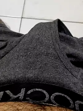 themostnaughtiestguyy online show from 09/28/25, 08:42