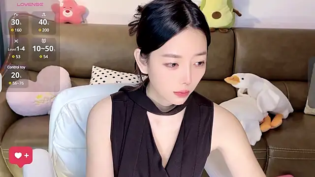 Yilin1999 online show from 03/10/25, 03:20