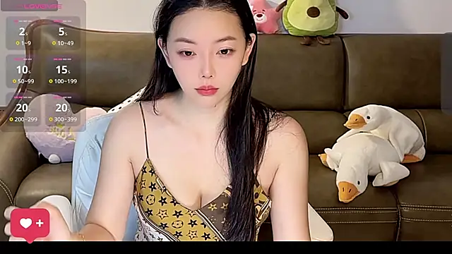 Yilin1999 online show from 04/12/26, 10:04