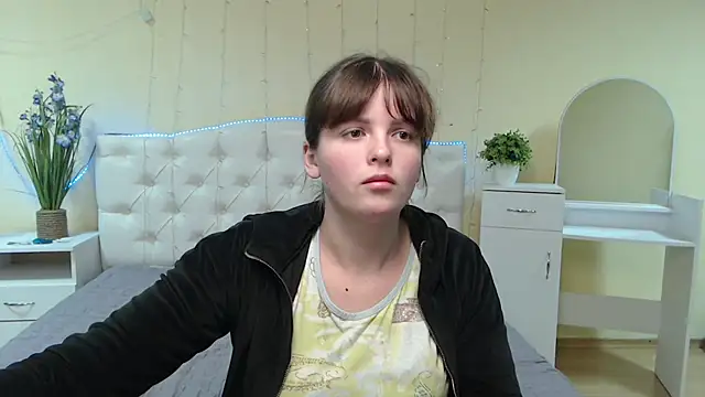 StaceyLex online show from 02/04/25, 06:36