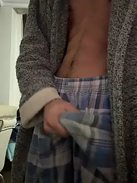 Snapshot of pxrnsenpaii chatting on 03/19/25, 06:35 pxrnsenpaii online show from 03/19/25, 06:35