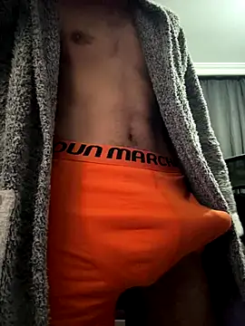 Snapshot of pxrnsenpaii chatting on 10/12/25, 09:14 pxrnsenpaii online show from 10/12/25, 09:14