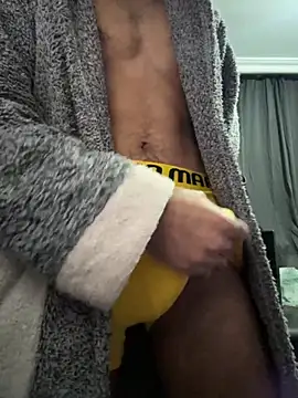 Snapshot of pxrnsenpaii chatting on 10/16/25, 09:05 pxrnsenpaii online show from 10/16/25, 09:05