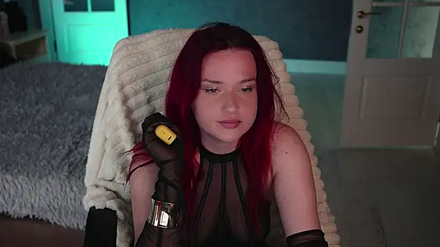 LisaElfy online show from 04/18/26, 02:21