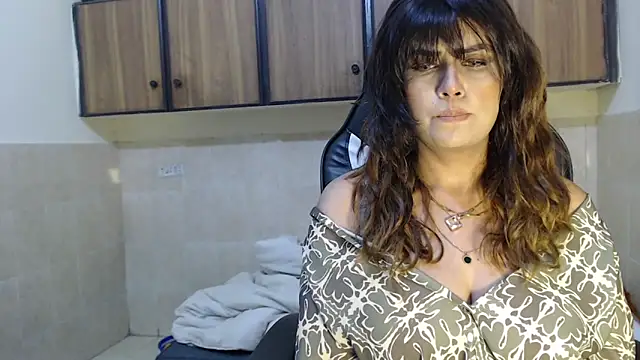 pareeti online show from 02/15/26, 12:14