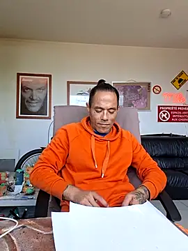 mileflav0r online show from 06/01/26, 10:28