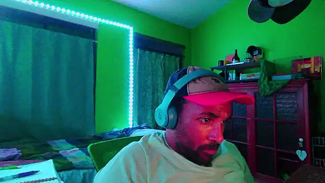        the online show from 03/08/26, 02:15