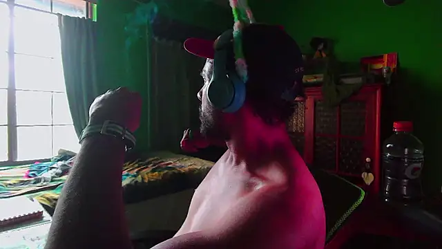        the online show from 03/15/26, 01:00