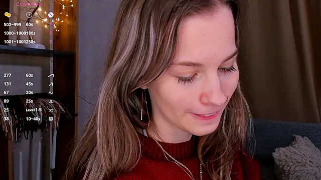 Snapshot of LinaCristonsen chatting on 12/06/24, 01:44 LinaCristonsen online show from 12/06/24, 01:44