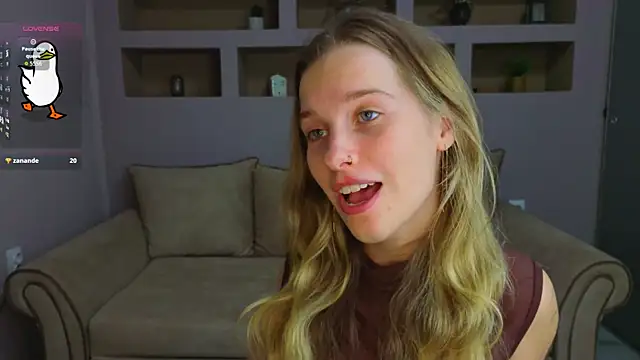 Snapshot of LinaCristonsen chatting on 09/30/25, 06:02 LinaCristonsen online show from 09/30/25, 06:02