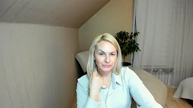 Alicee Gracee online show from 01/14/25, 07:21