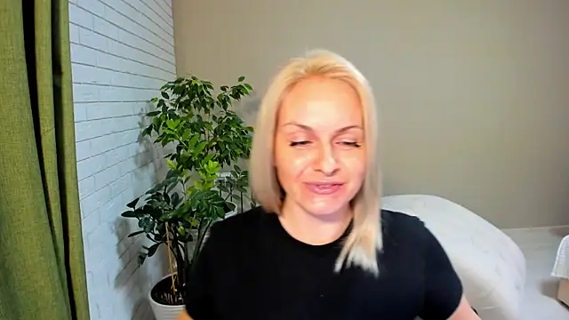 Alicee Gracee online show from 02/07/25, 03:41