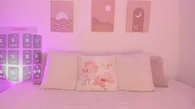 Mia Heartt online show from 02/08/25, 08:53