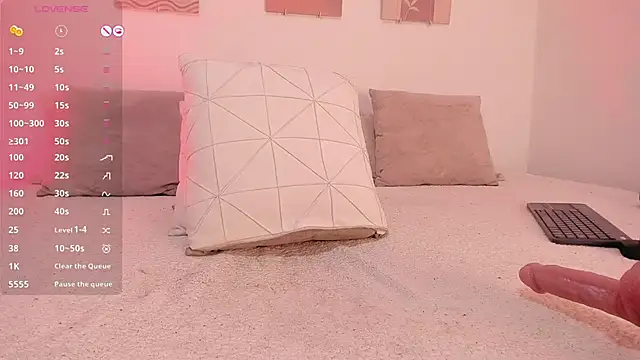 Mia Heartt online show from 02/14/25, 11:09