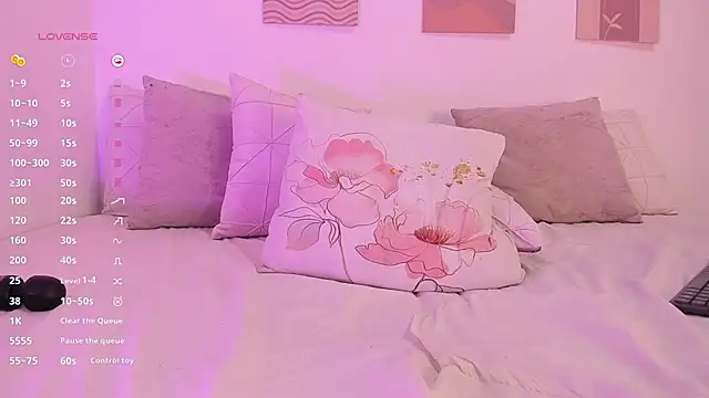 Mia Heartt online show from 03/05/25, 10:10