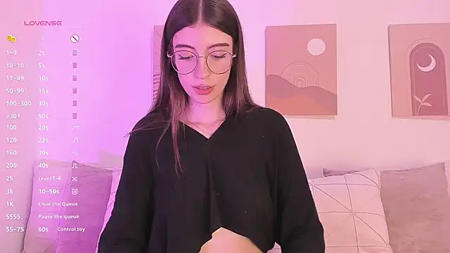 Mia Heartt online show from 03/18/25, 10:15