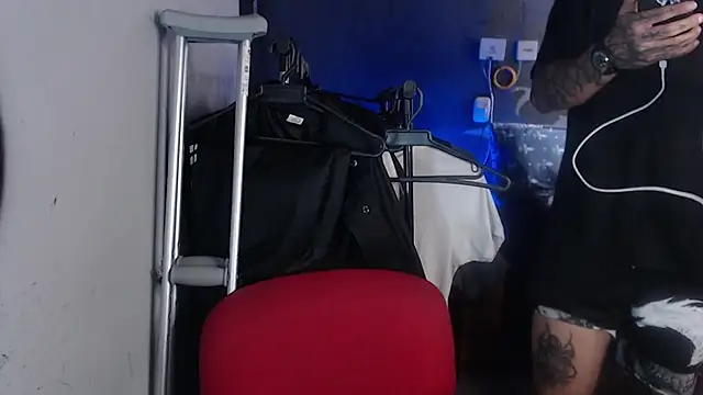 Dereck Dickson online show from 10/21/25, 04:08