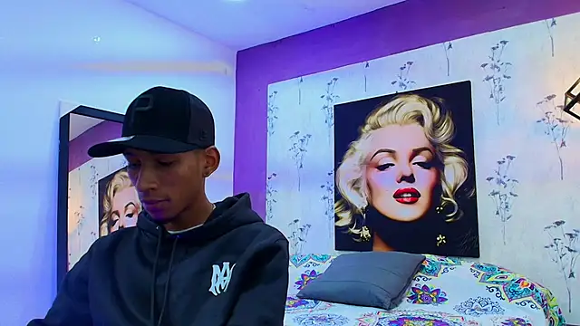 Snapshot of alejandro_king1 chatting on 02/25/25, 12:55 alejandro king1 online show from 02/25/25, 12:55