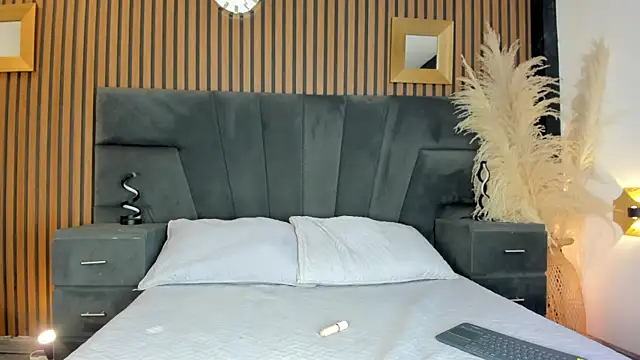 NaxaAndLexi  online show from 02/06/26, 01:58