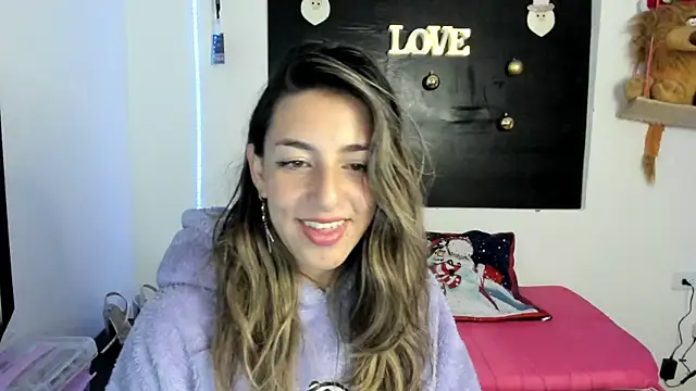 queen-natty online show from 12/12/24, 06:47