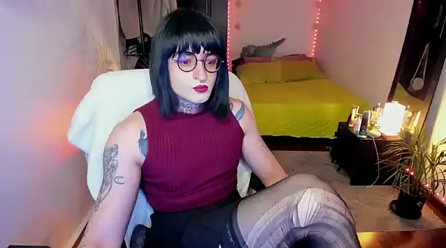 ShiiraVelkor online show from 02/19/25, 10:12