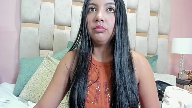 nicole fisherr online show from 12/21/25, 05:03