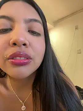 nicole fisherr online show from 07/29/26, 10:19