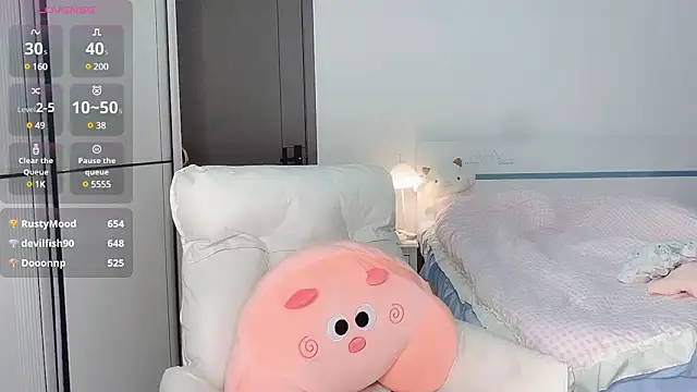 White-Star online show from 12/15/24, 08:04