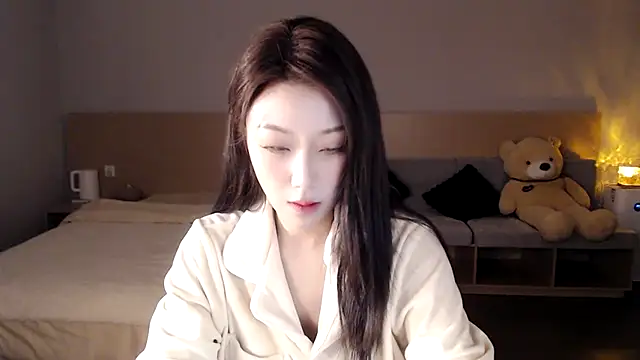 Lucky-baby online show from 12/19/24, 03:52