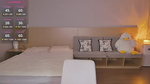 Lucky-baby online show from 10/02/25, 01:29