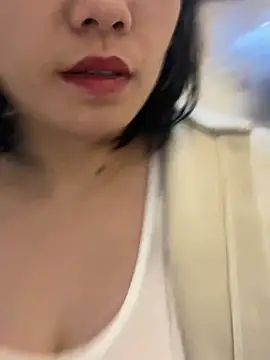 Bella0815 online show from 12/26/24, 06:52