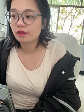 Bella0815 online show from 12/29/24, 06:14