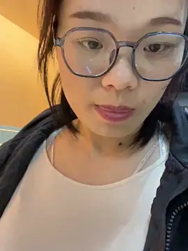 Bella0815 online show from 12/29/24, 12:23