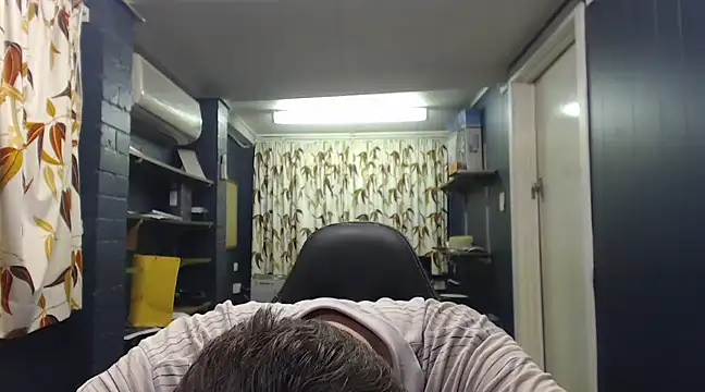 tilobinder online show from 03/21/25, 06:18