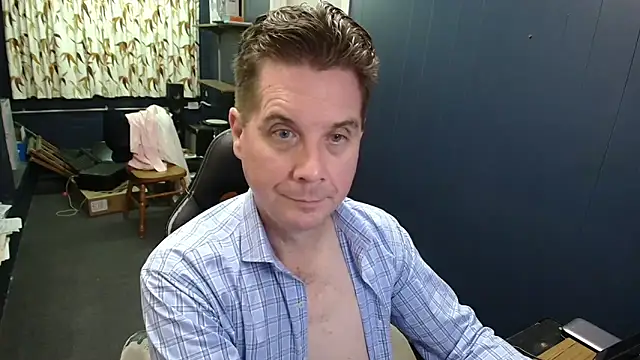 tilobinder online show from 04/11/26, 04:00