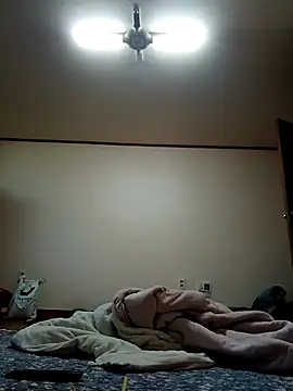 hello098712 online show from 02/04/25, 07:51