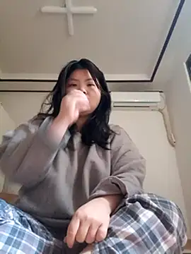 hello098712 online show from 02/28/25, 05:15