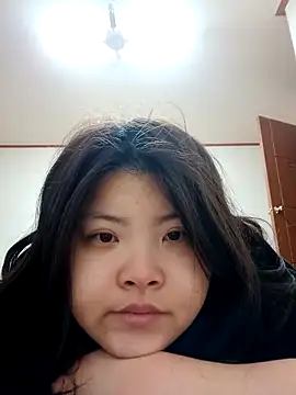 hello098712 online show from 03/13/25, 09:21