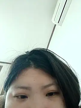 Snapshot of hello098712 chatting on 05/03/26, 11:05 hello098712 online show from 05/03/26, 11:05
