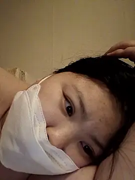 Snapshot of hello098712 chatting on 05/08/26, 03:17 hello098712 online show from 05/08/26, 03:17