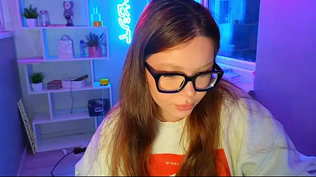 CutiePie3 online show from 03/13/26, 07:09
