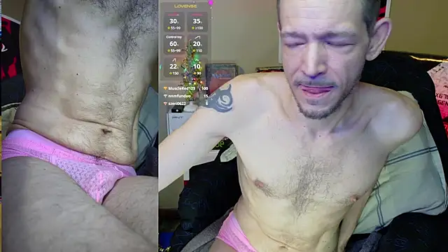 Snapshot of MasterForgedRayy chatting on 12/26/24, 10:16 MasterForgedRayy online show from 12/26/24, 10:16