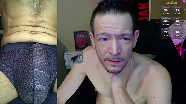 Snapshot of MasterForgedRayy chatting on 01/15/25, 12:36 MasterForgedRayy online show from 01/15/25, 12:36