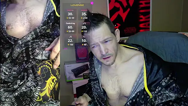 Snapshot of MasterForgedRayy chatting on 01/28/25, 06:38 MasterForgedRayy online show from 01/28/25, 06:38